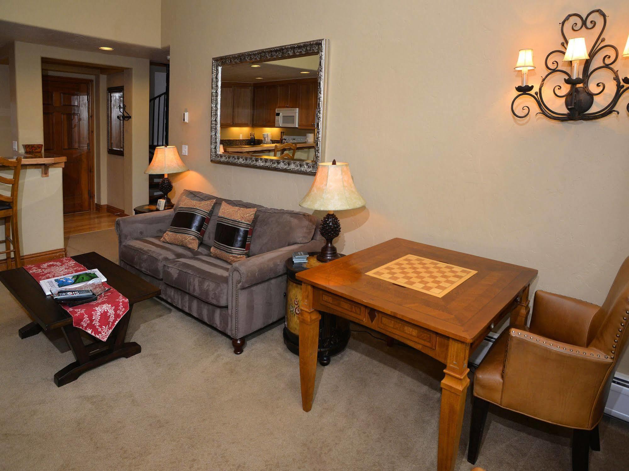 Lodge At Brookside Avon Village 外观 照片