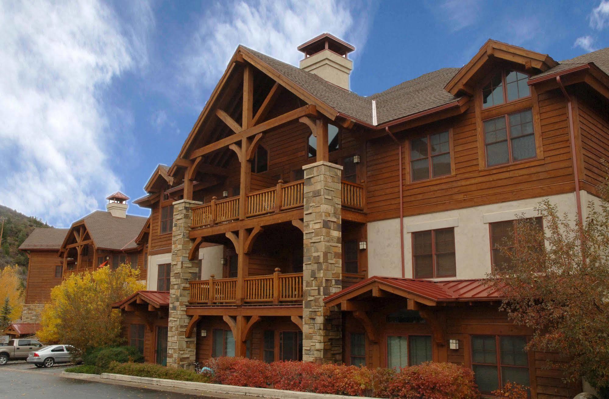 Lodge At Brookside Avon Village 外观 照片