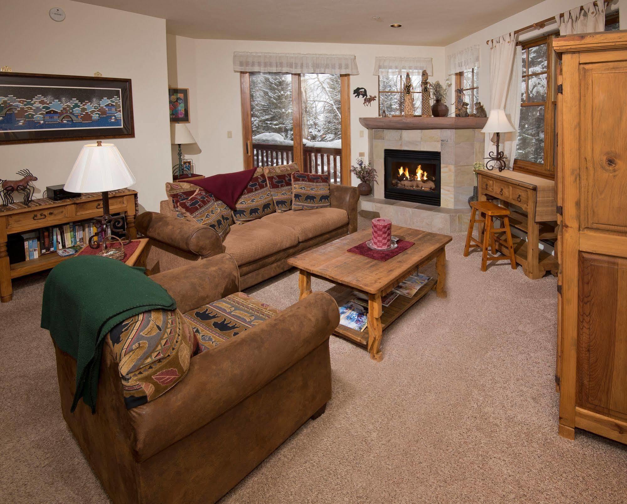 Lodge At Brookside Avon Village 外观 照片