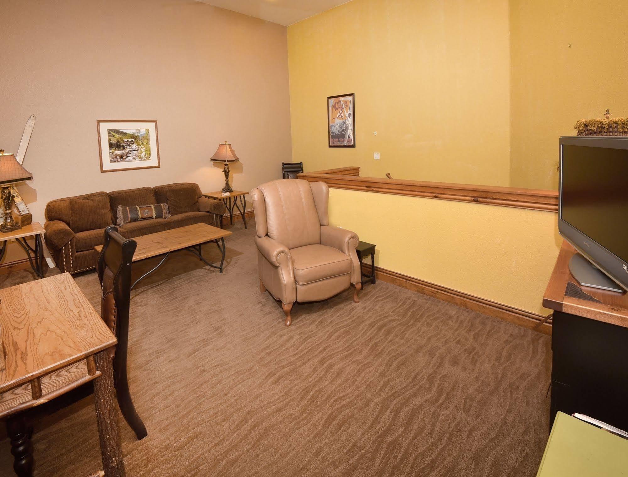 Lodge At Brookside Avon Village 外观 照片